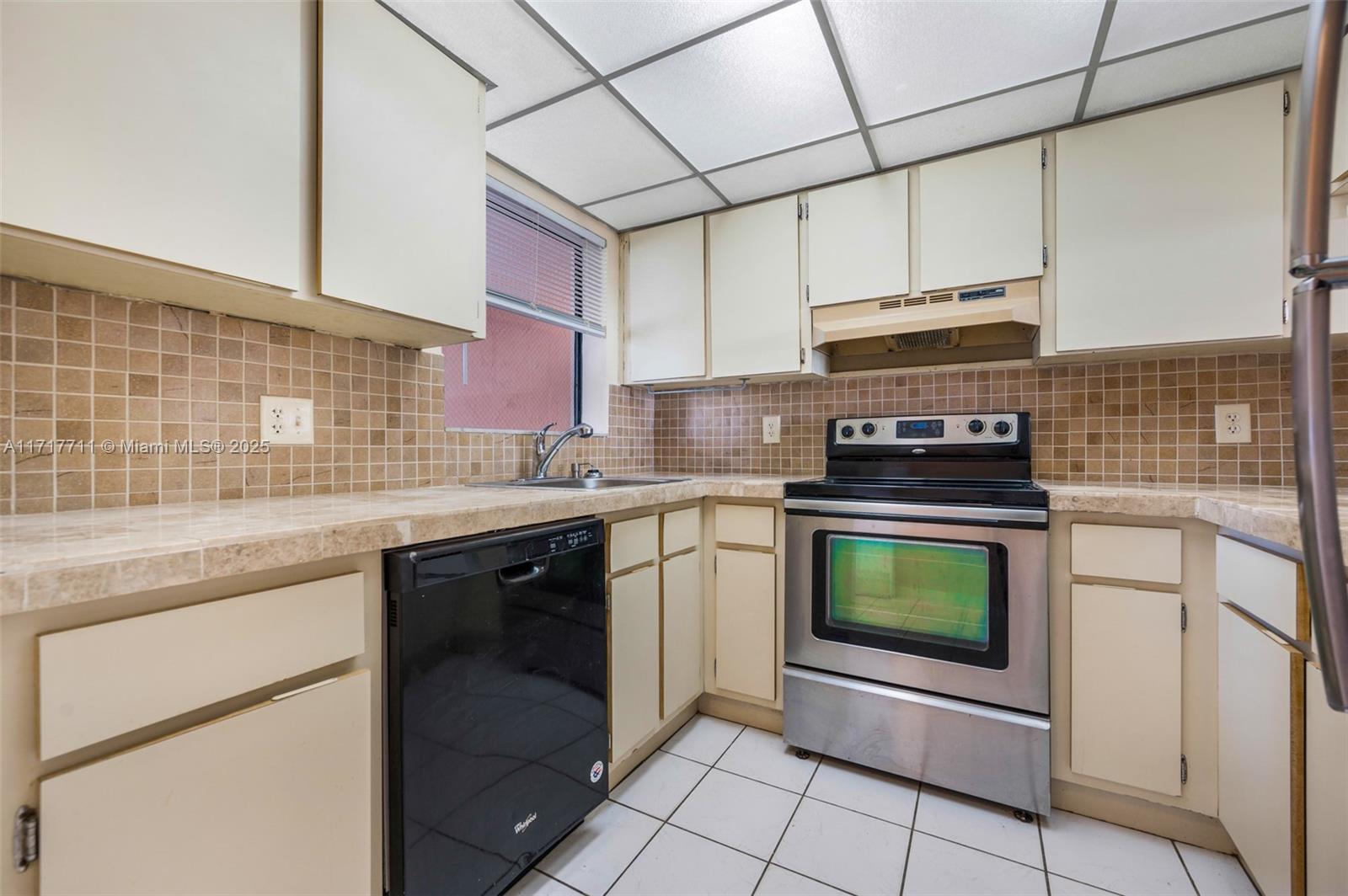 6215 W 24th Ave # 7 Unit: 102-7
