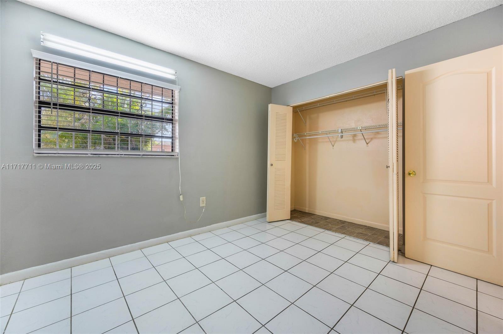6215 W 24th Ave # 7 Unit: 102-7