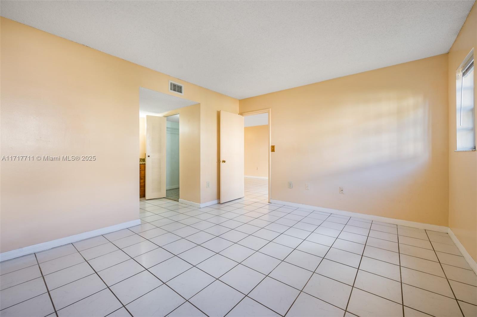6215 W 24th Ave # 7 Unit: 102-7