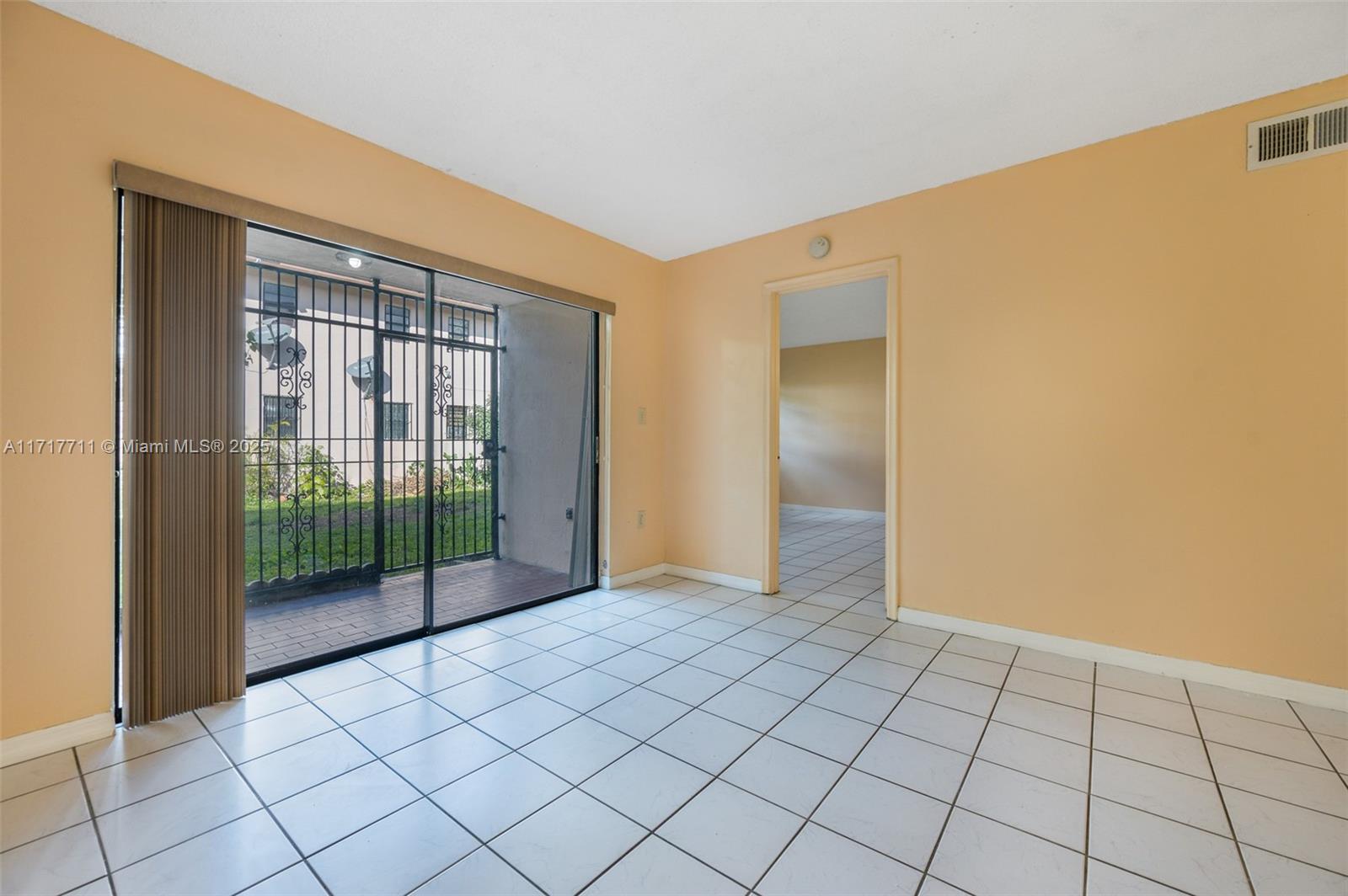 6215 W 24th Ave # 7 Unit: 102-7