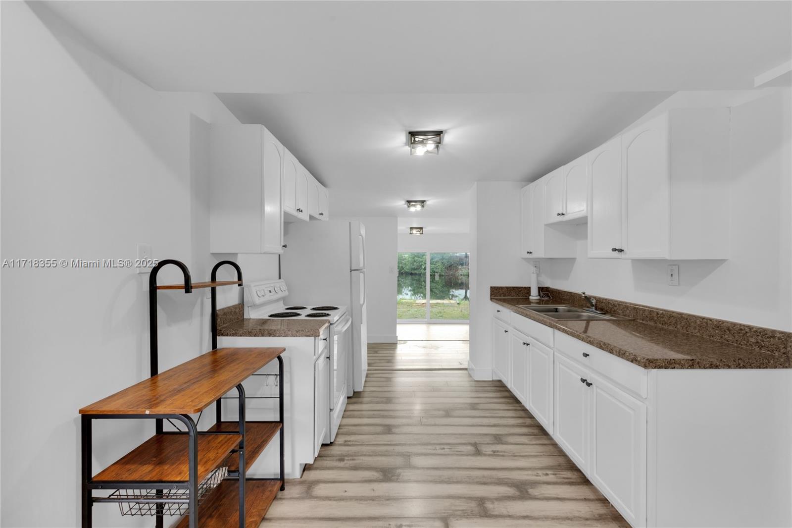 649 NW 24th Ave