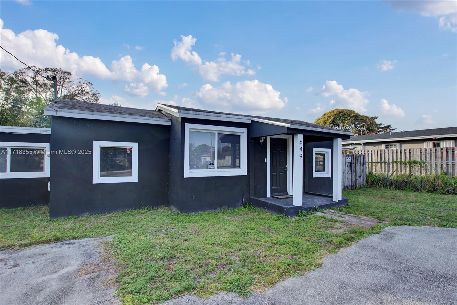 649 NW 24th Ave
