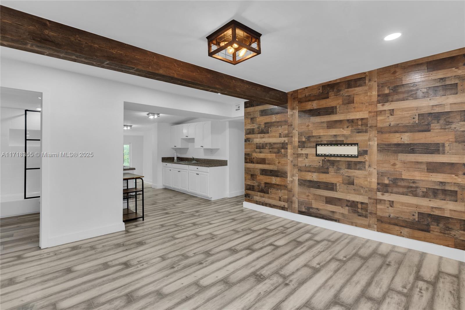 649 NW 24th Ave
