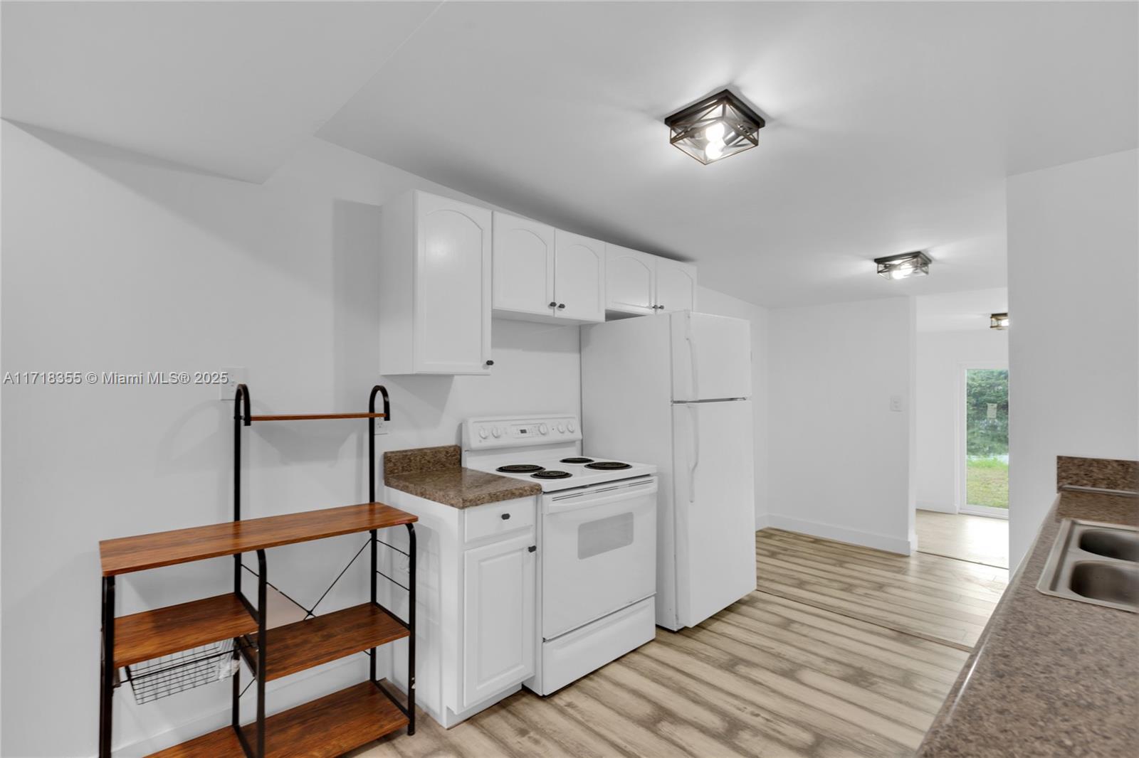 649 NW 24th Ave