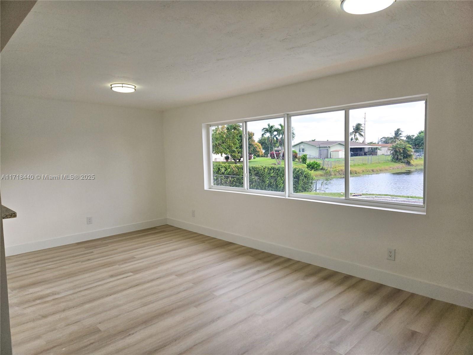 511 NW 93rd Ave
