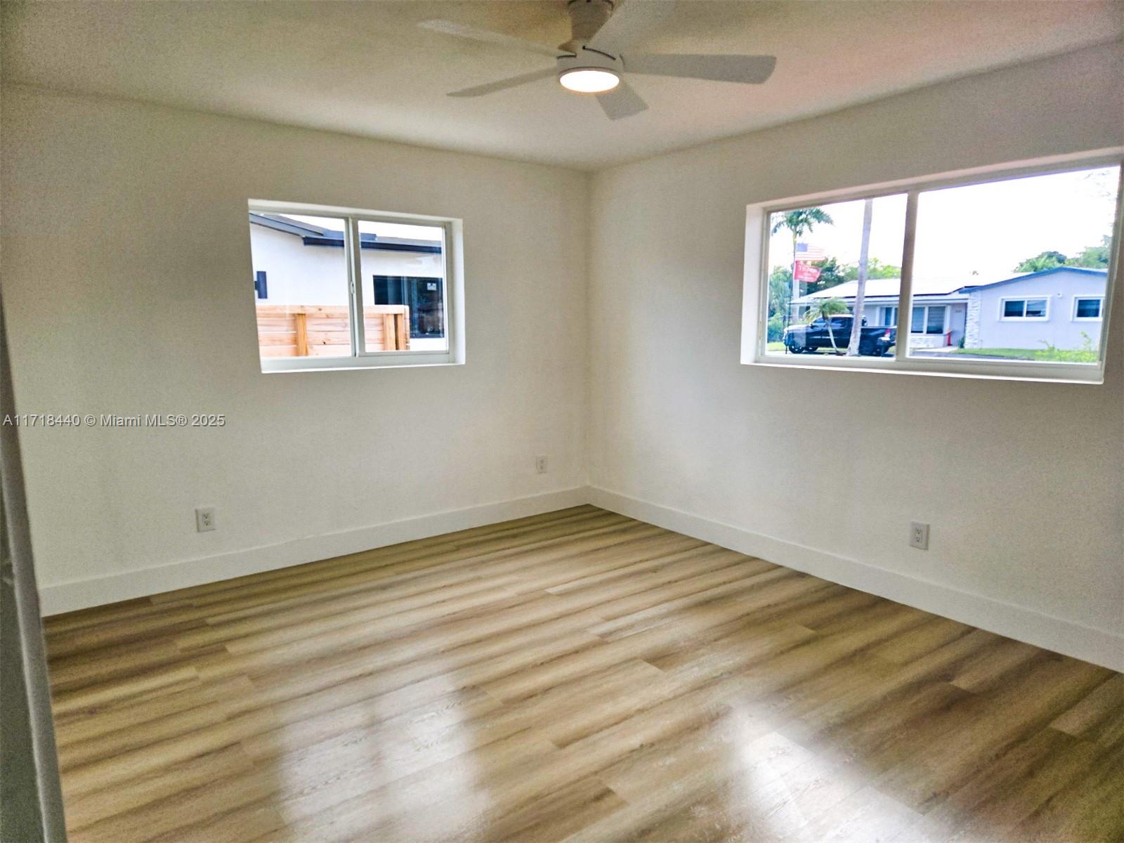 511 NW 93rd Ave