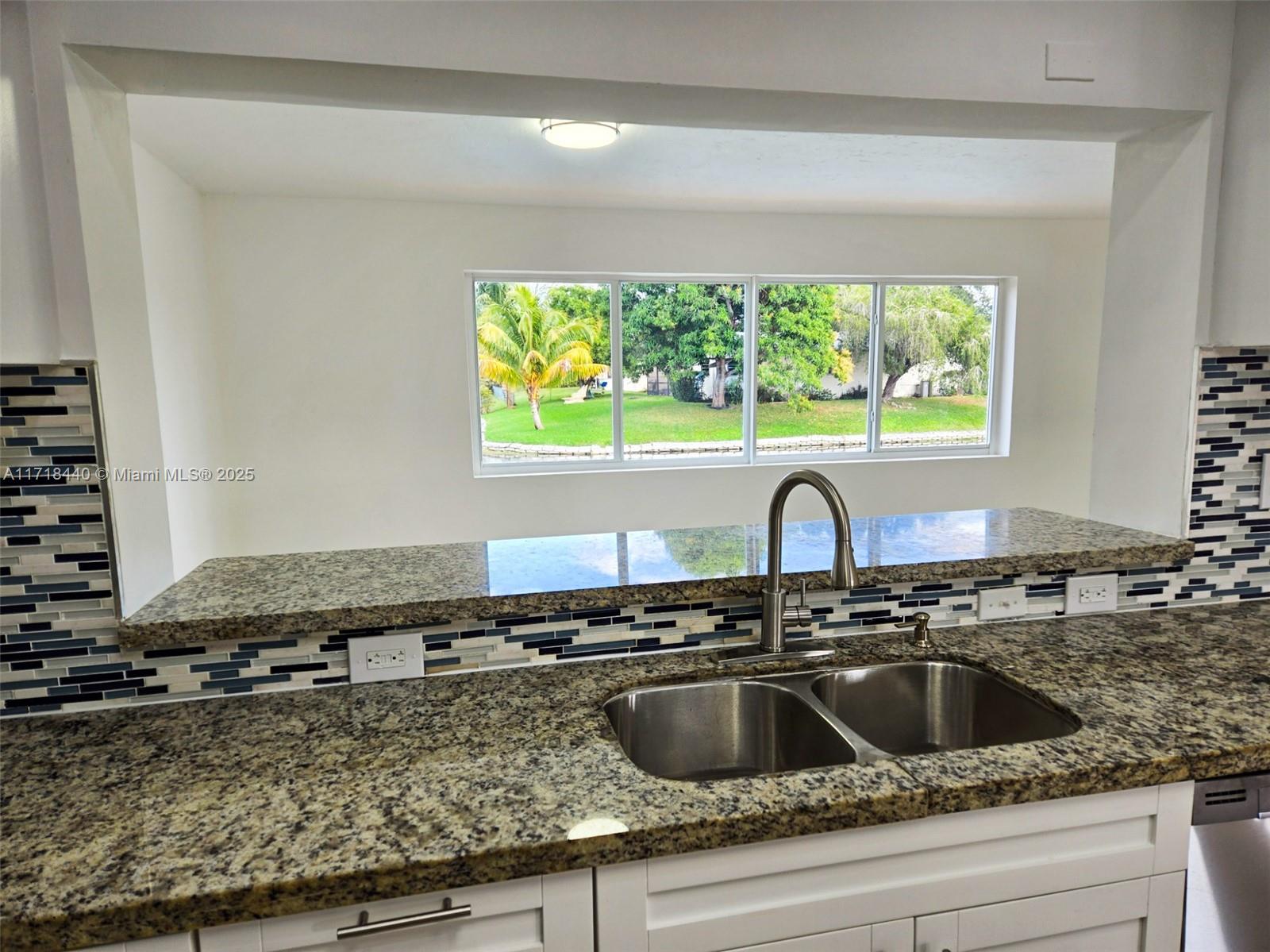 511 NW 93rd Ave