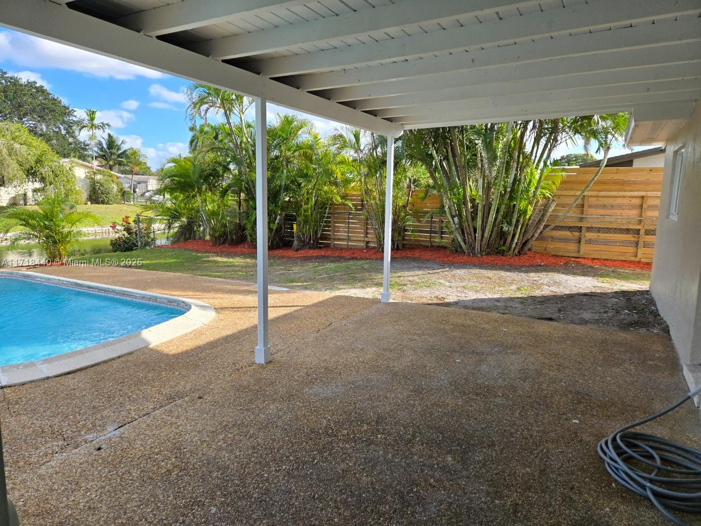511 NW 93rd Ave