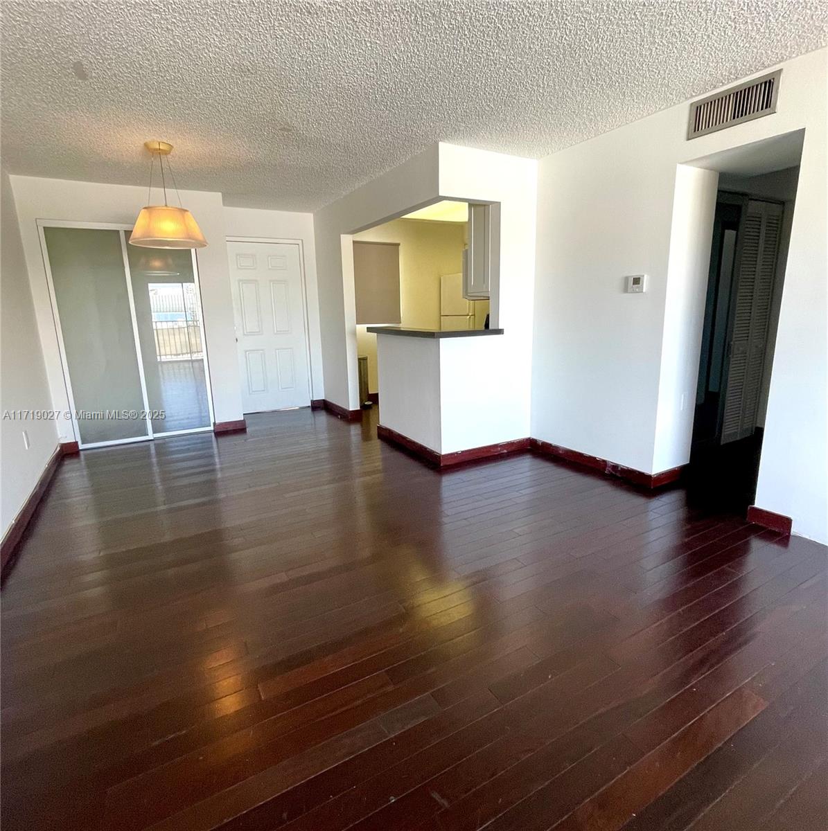 1615 Meridian Ave # 502