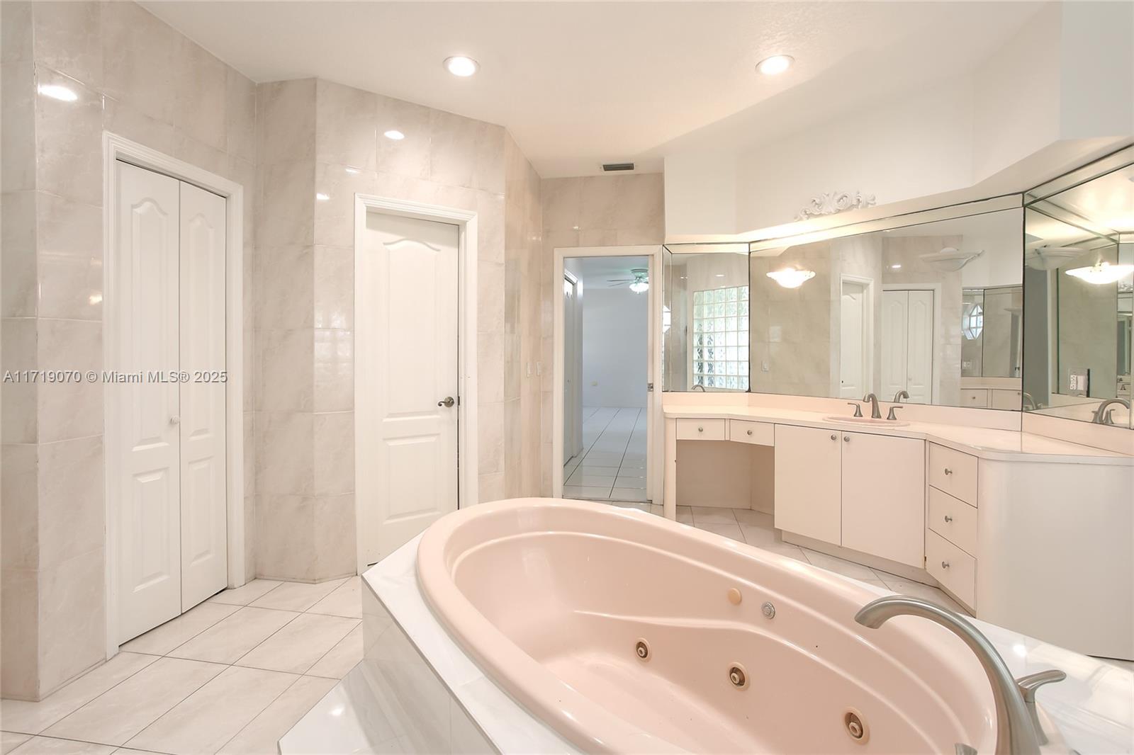 3160 SW 109th Ct Unit: *