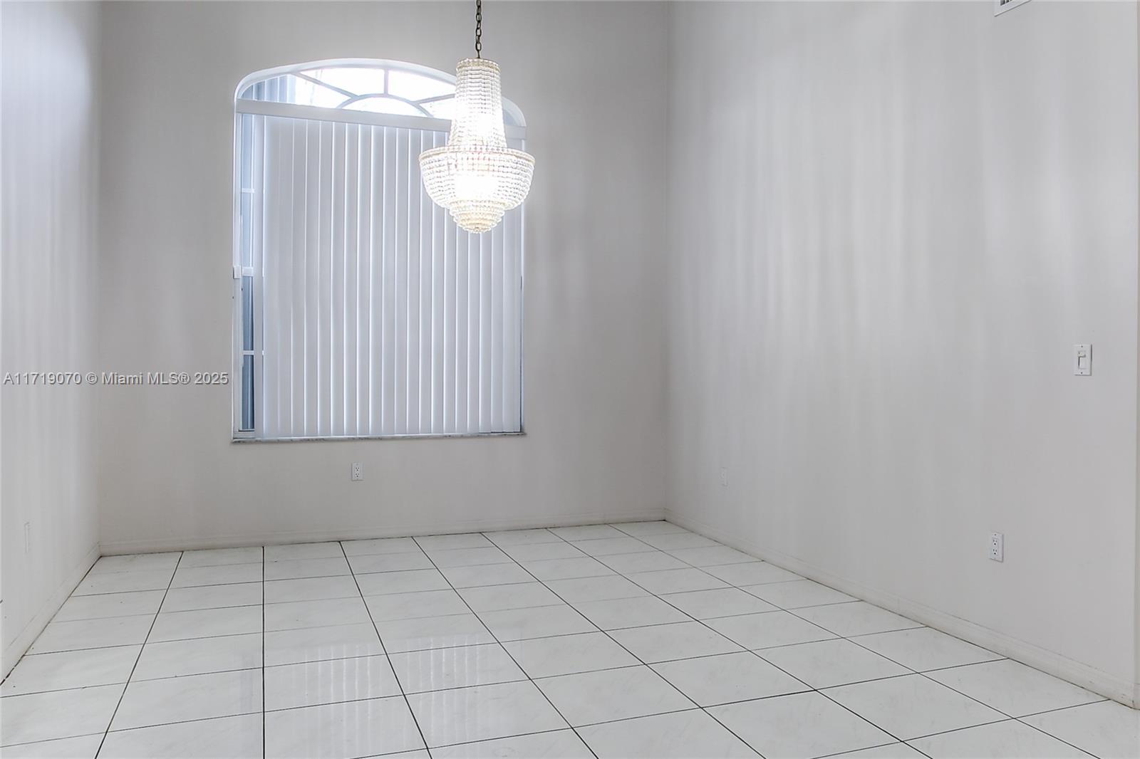 3160 SW 109th Ct Unit: *