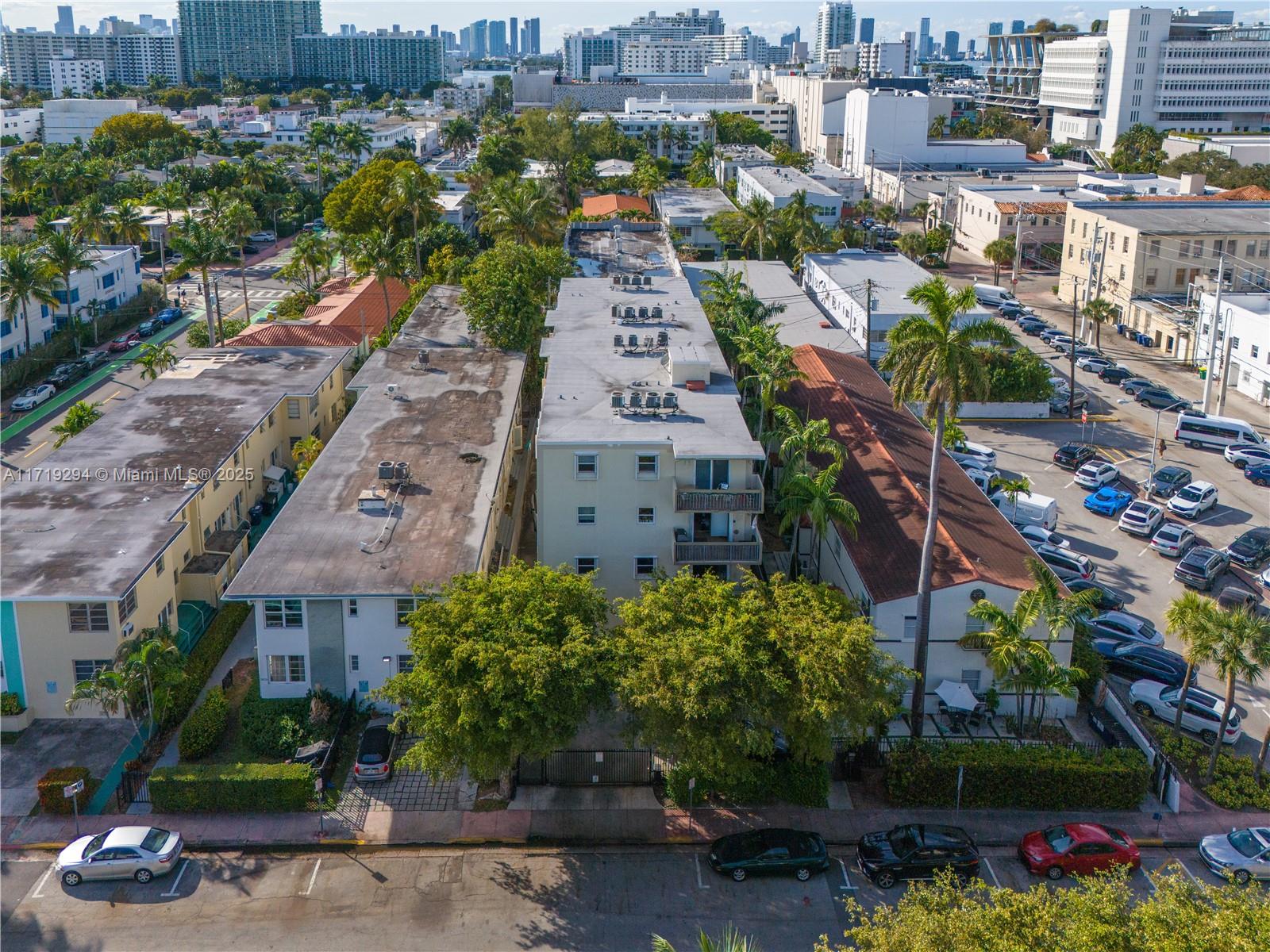 1612 Jefferson Ave # 304