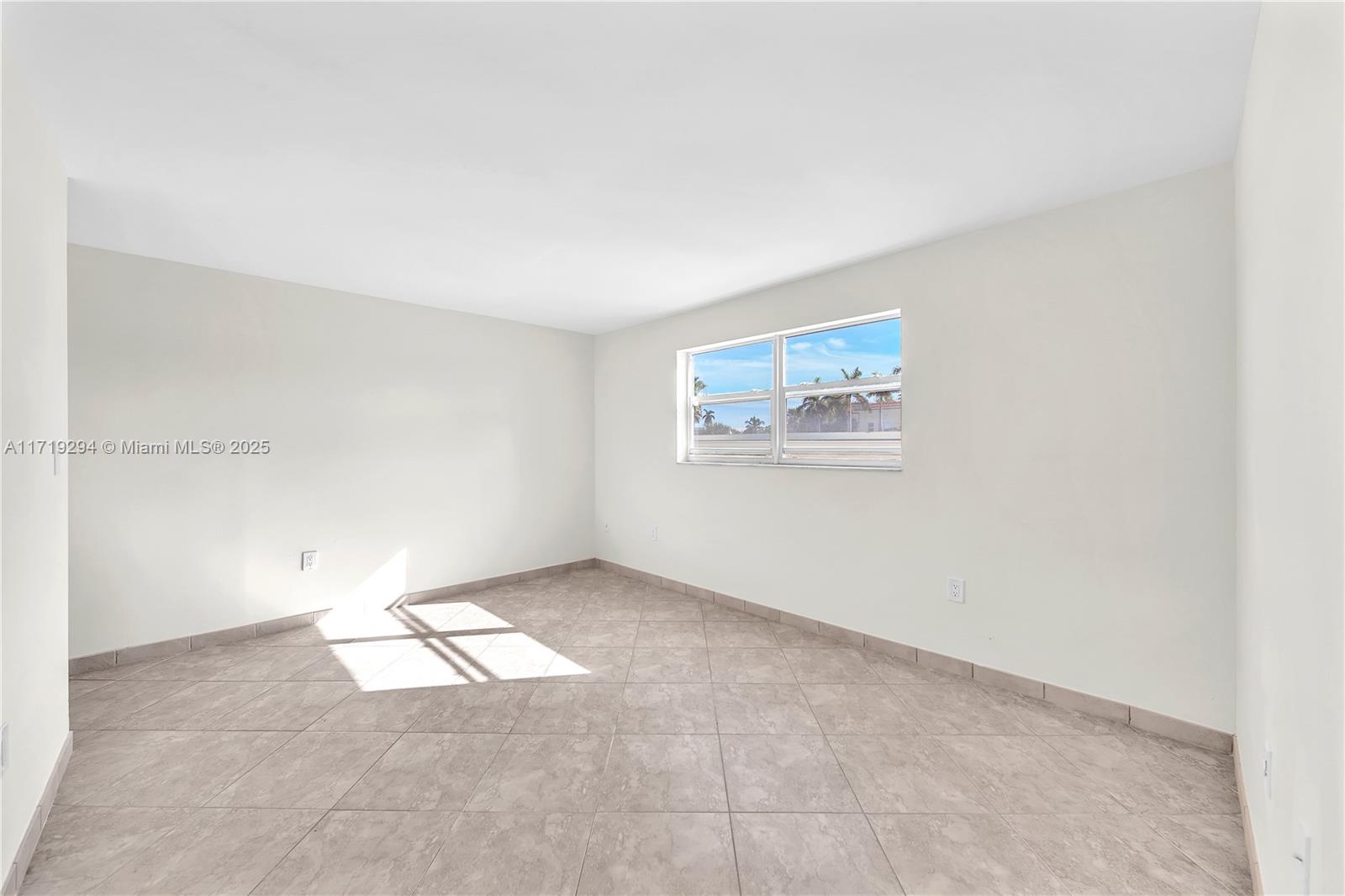 1612 Jefferson Ave # 304