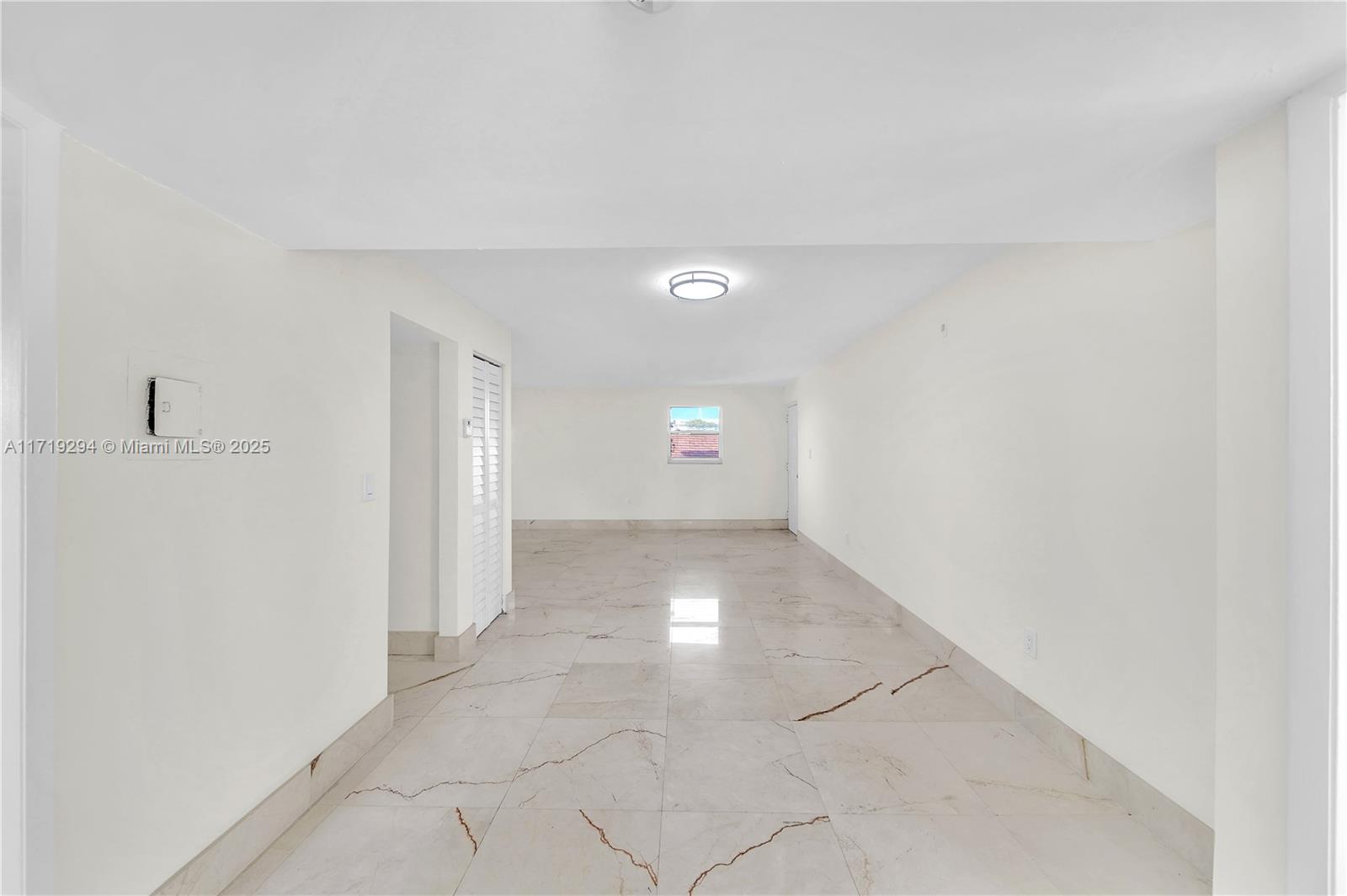 1612 Jefferson Ave # 304