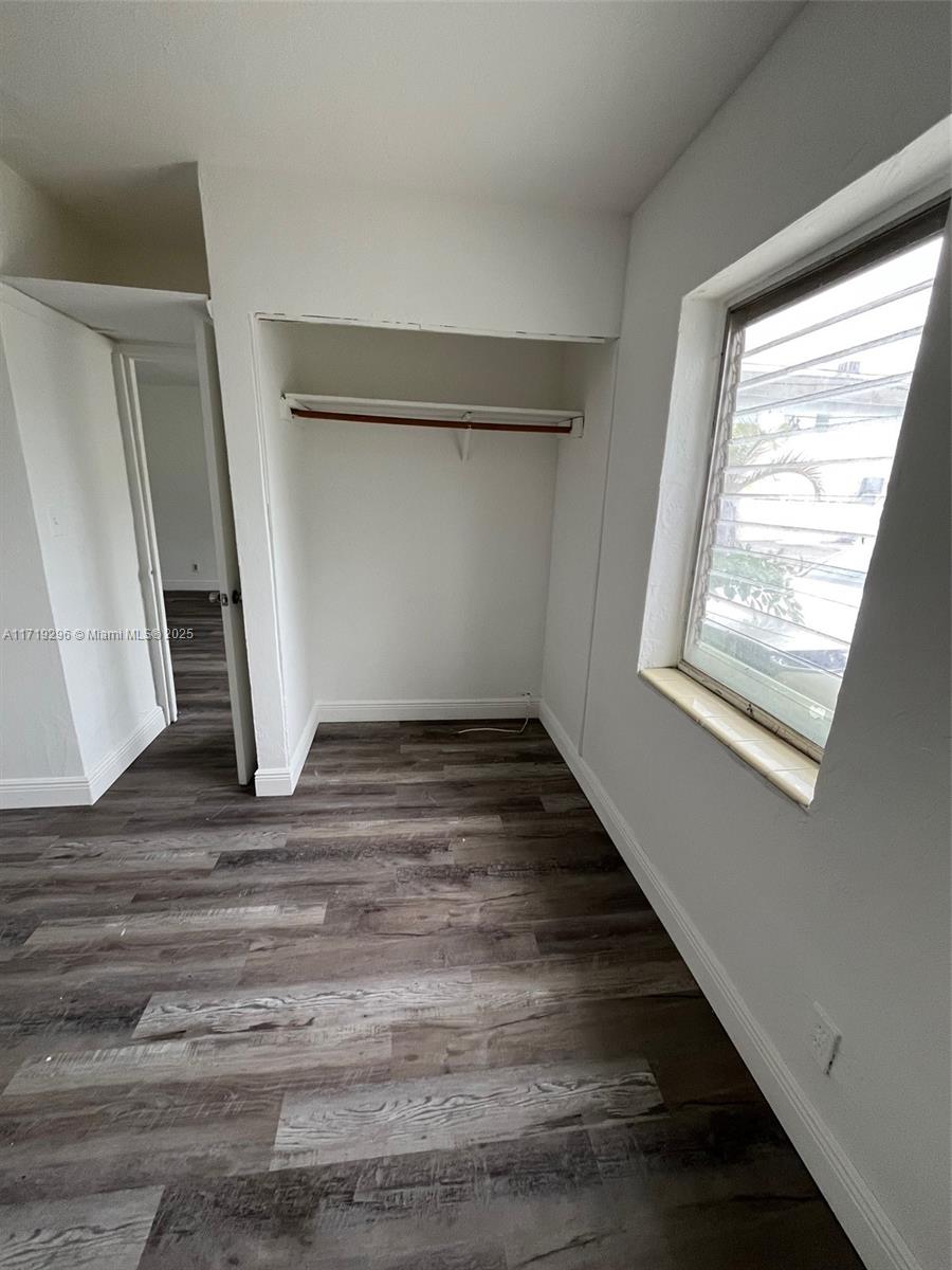 2035 Dewey Street # 3