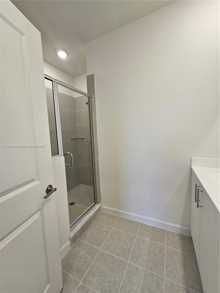 2875 SE 25 TERRACE Unit: .