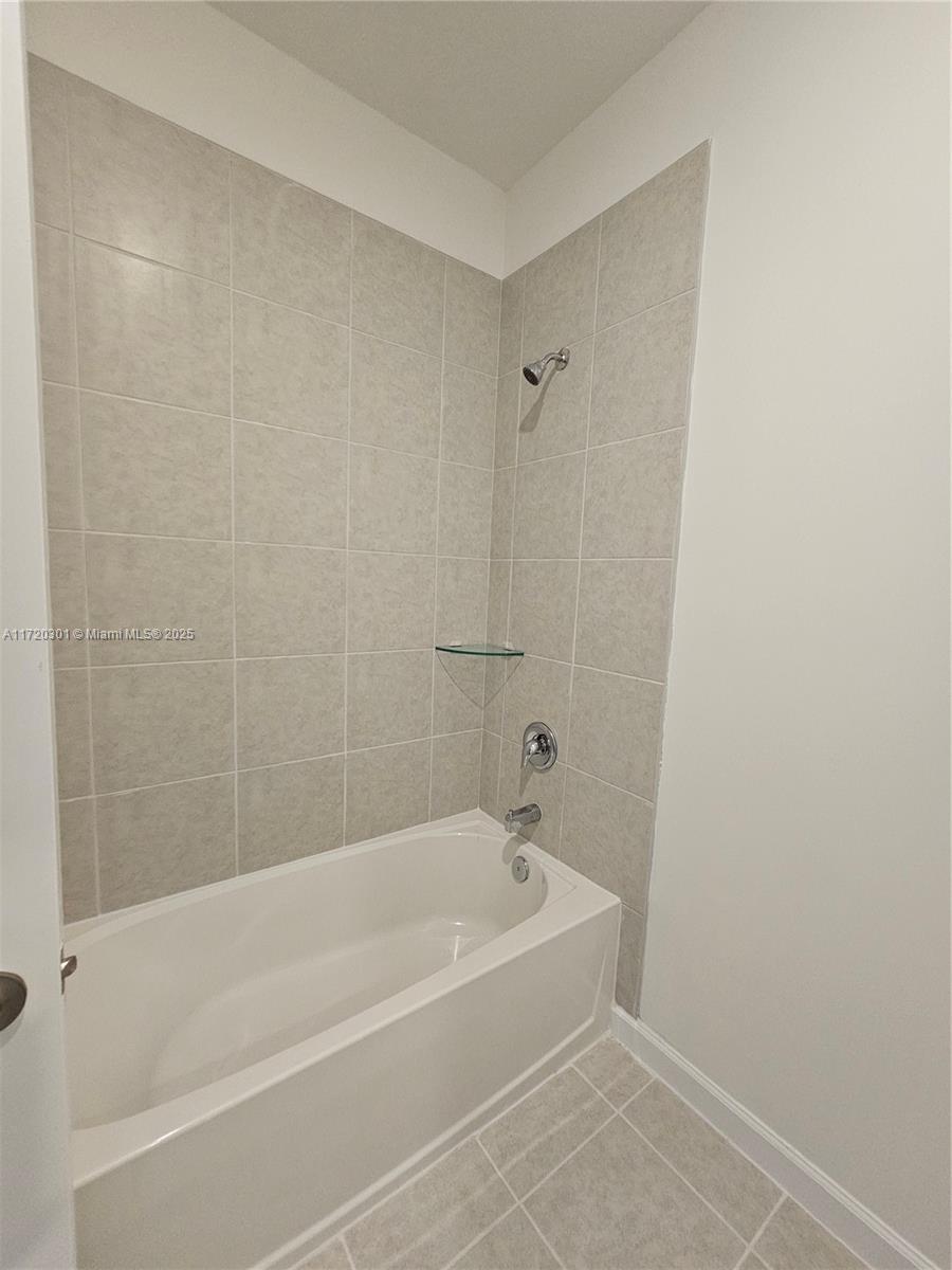 2875 SE 25 TERRACE Unit: .