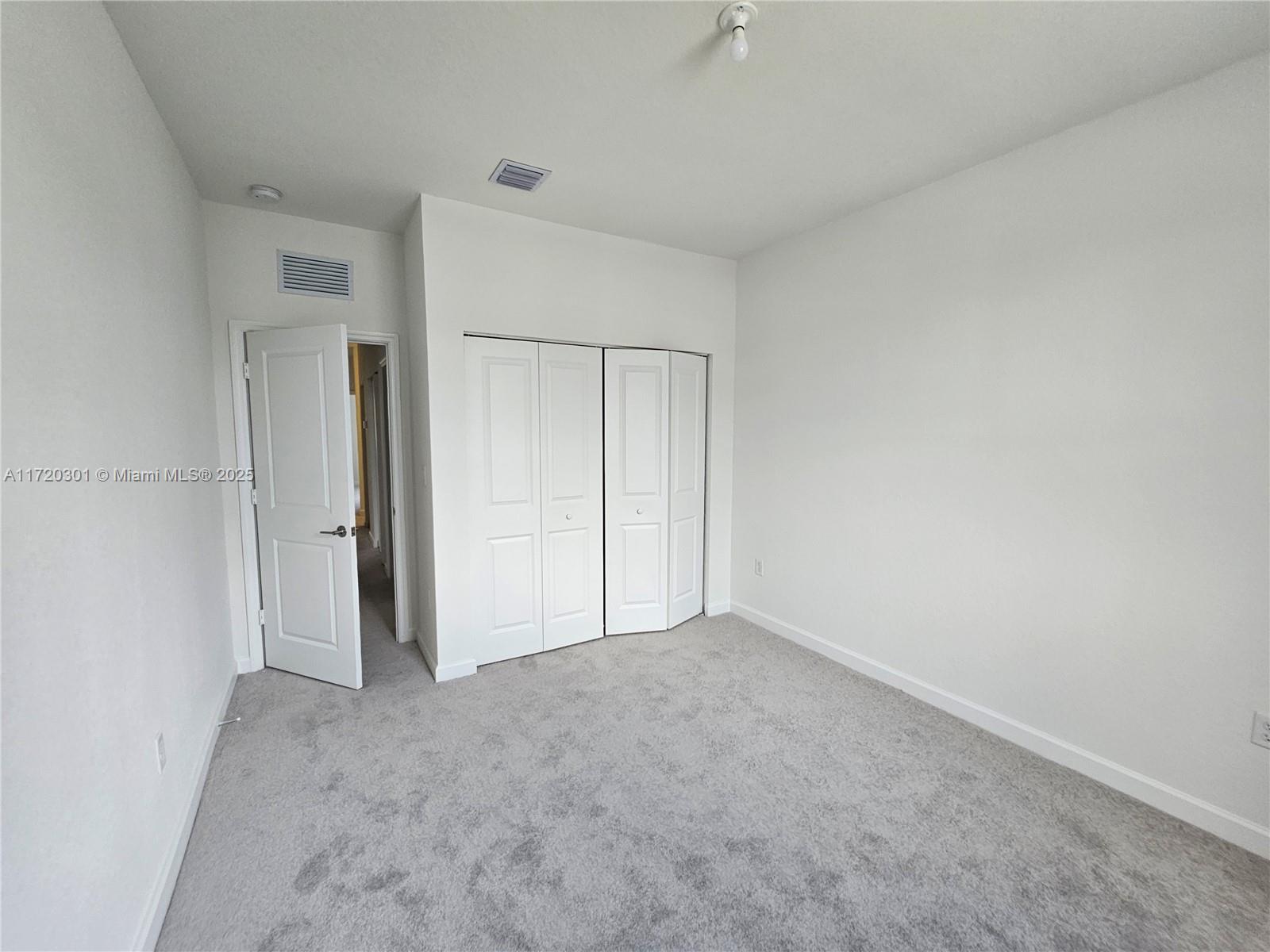 2875 SE 25 TERRACE Unit: .