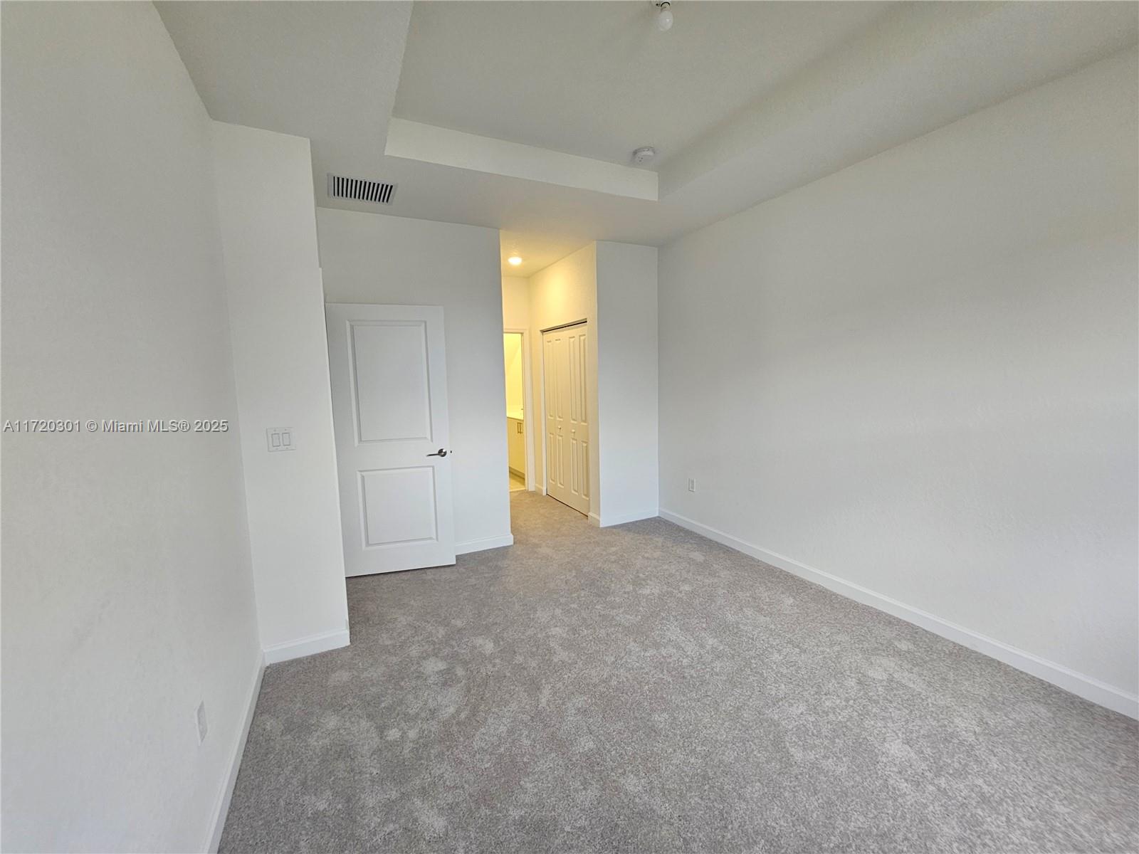2875 SE 25 TERRACE Unit: .