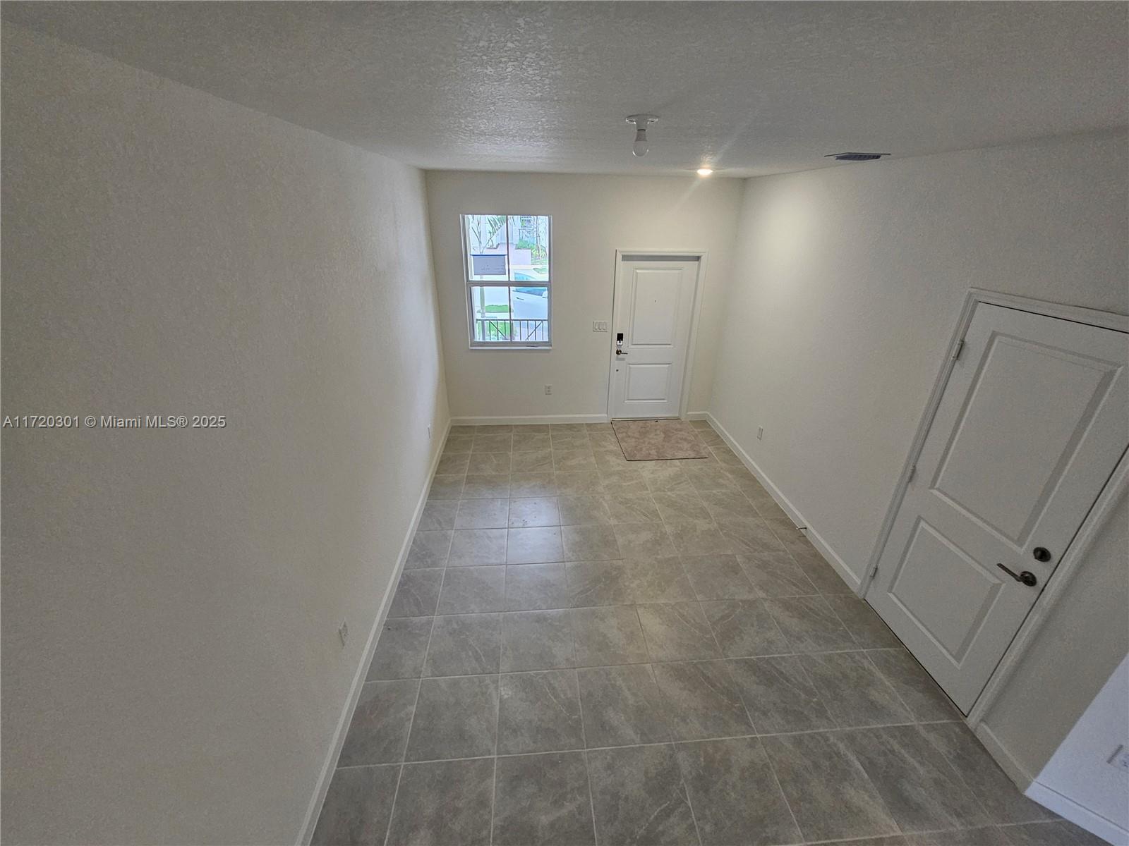 2875 SE 25 TERRACE Unit: .