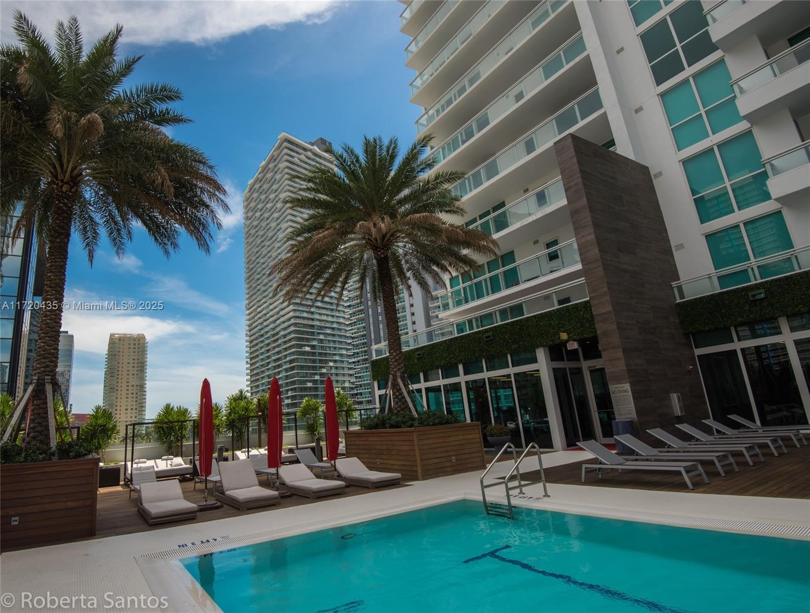 1080 Brickell Ave # 3205