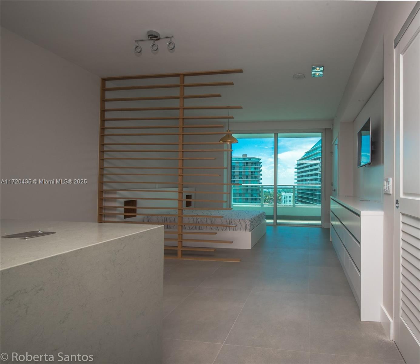1080 Brickell Ave # 3205