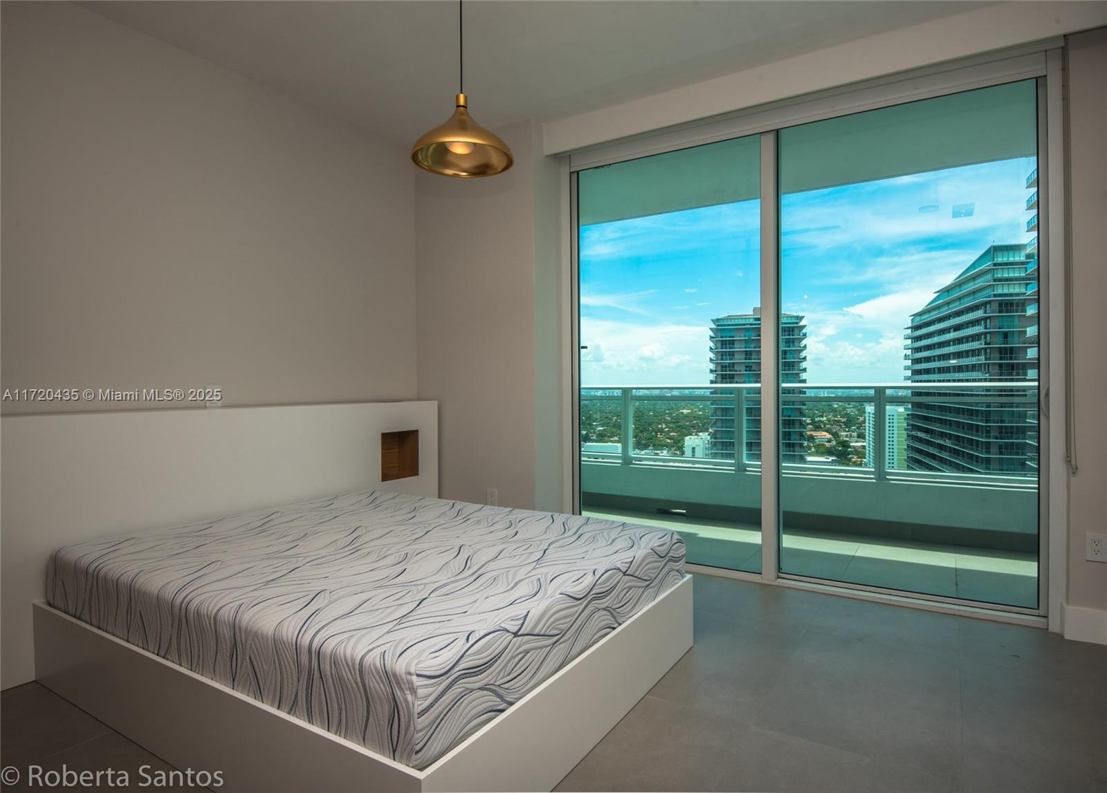 1080 Brickell Ave # 3205