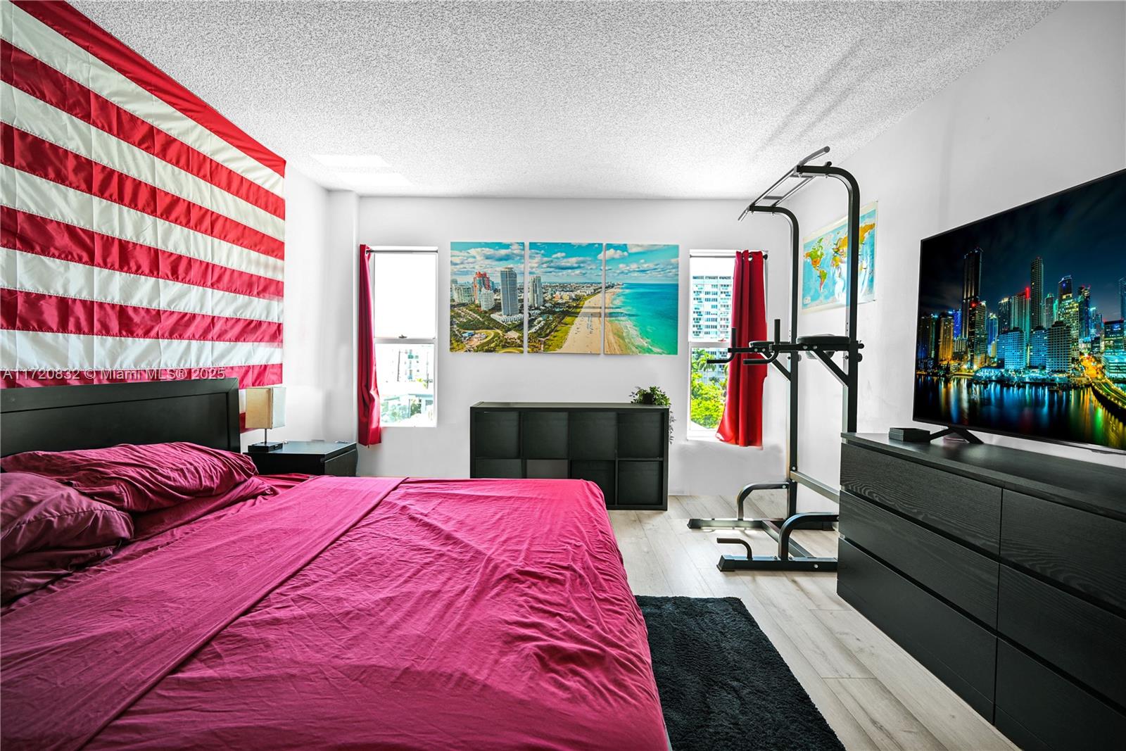 1345 West Ave # 404