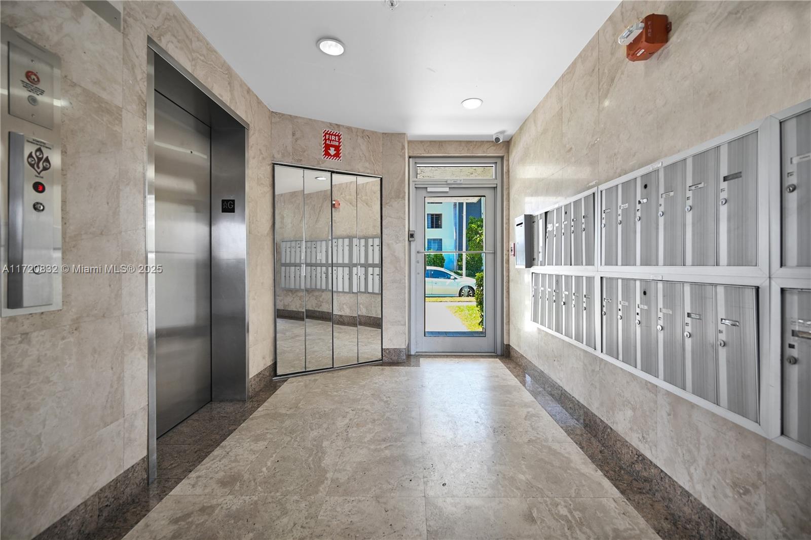 1345 West Ave # 404