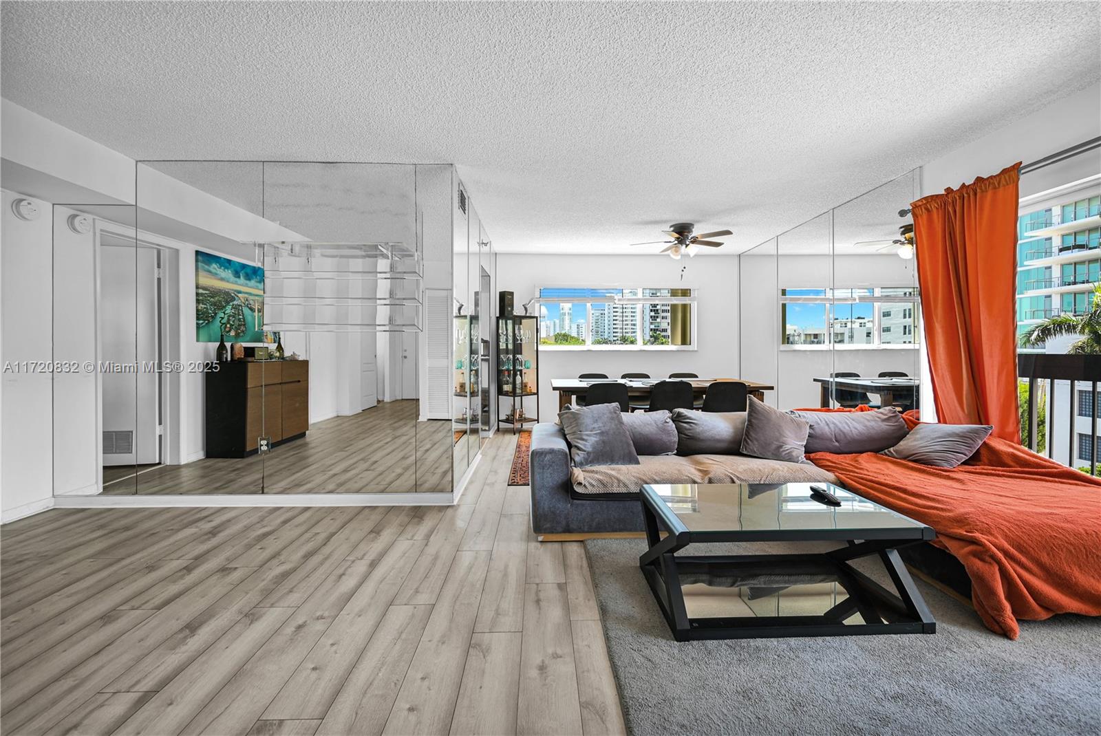 1345 West Ave # 404