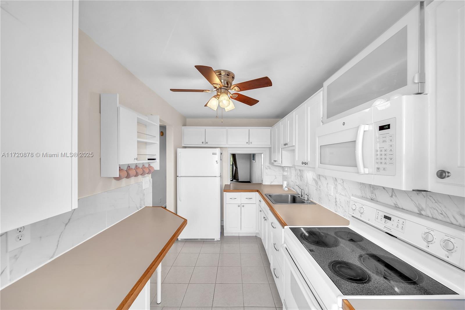2601 NE 14th St Cswy # 521