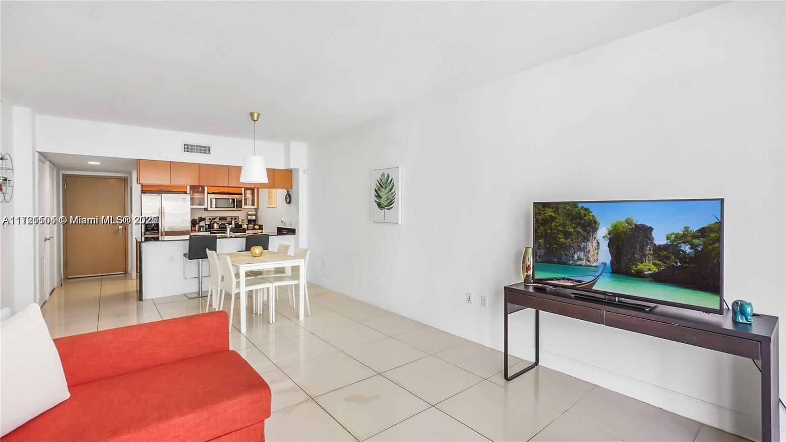 1750 N Bayshore Dr # 3305