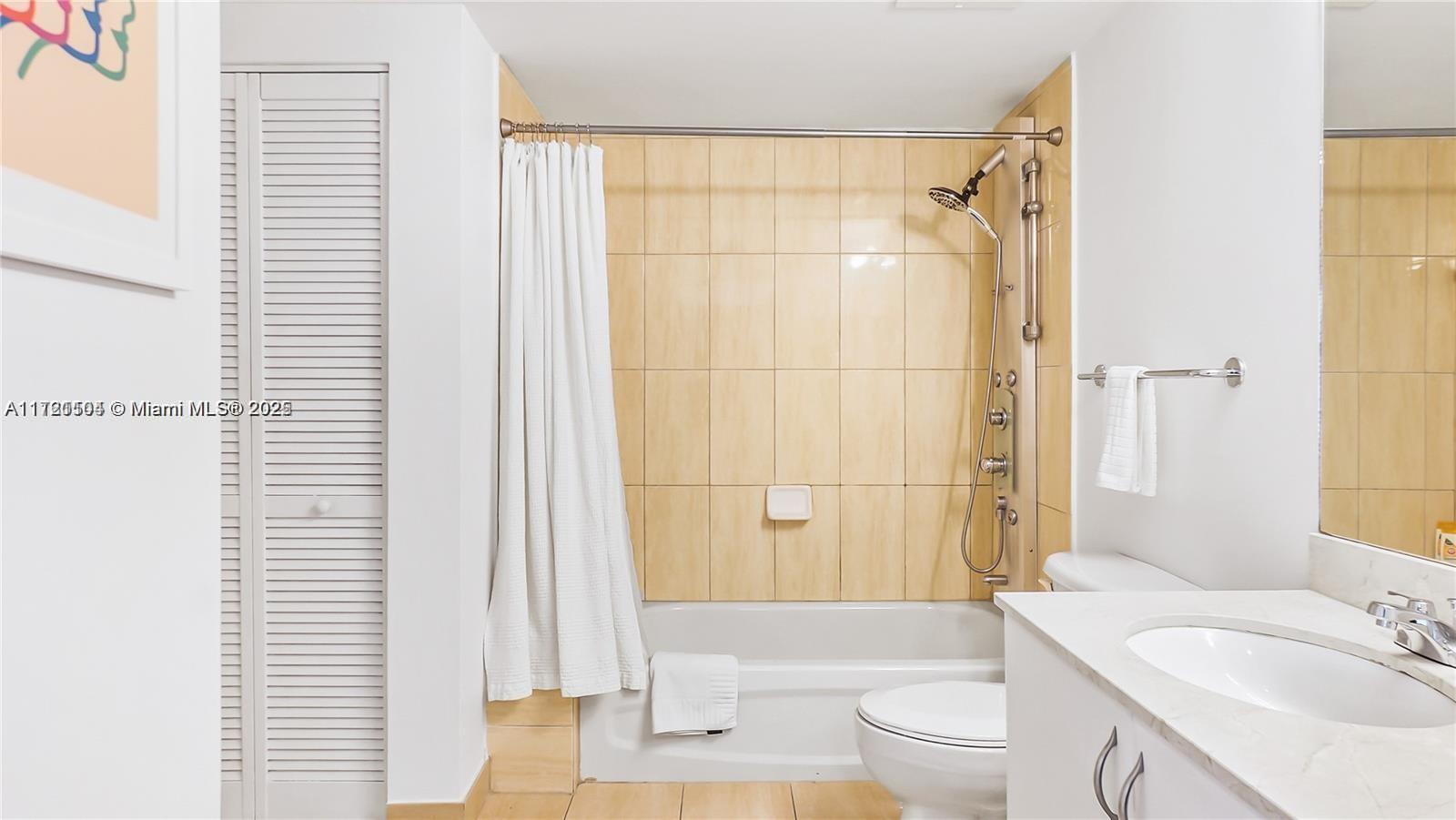 1750 N Bayshore Dr # 3305