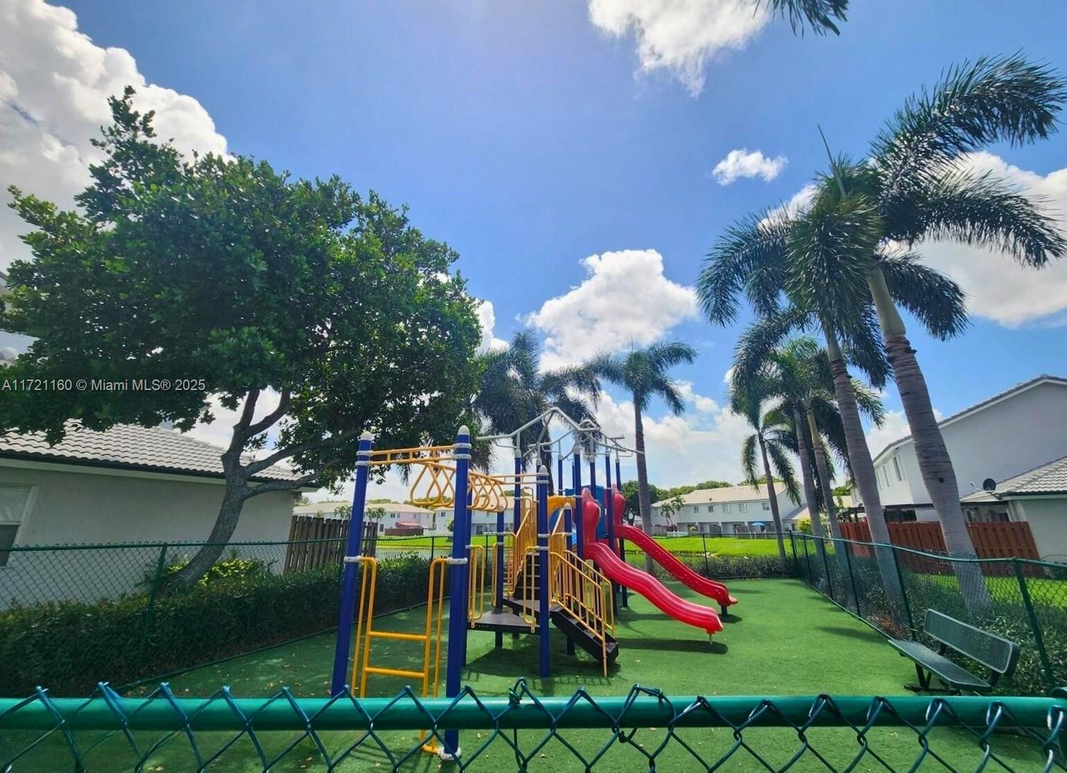 12106 SW 140th Ter # 21 Unit: 7-21