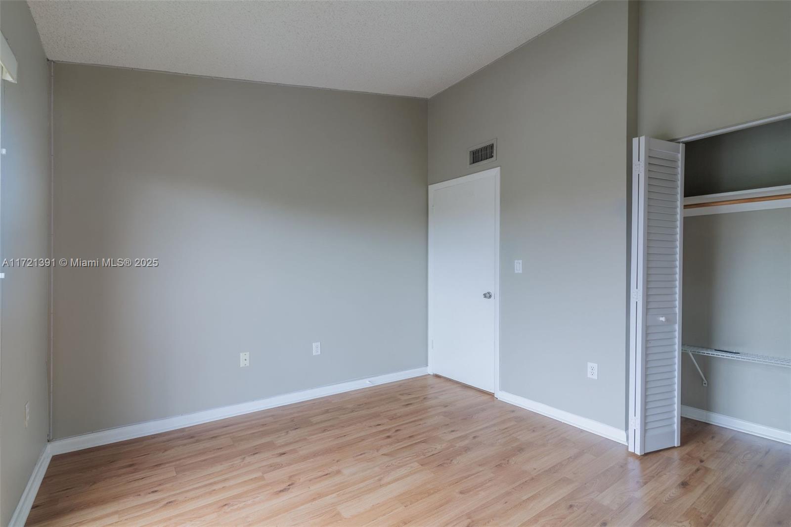 6745 SW 132nd Ave # 307