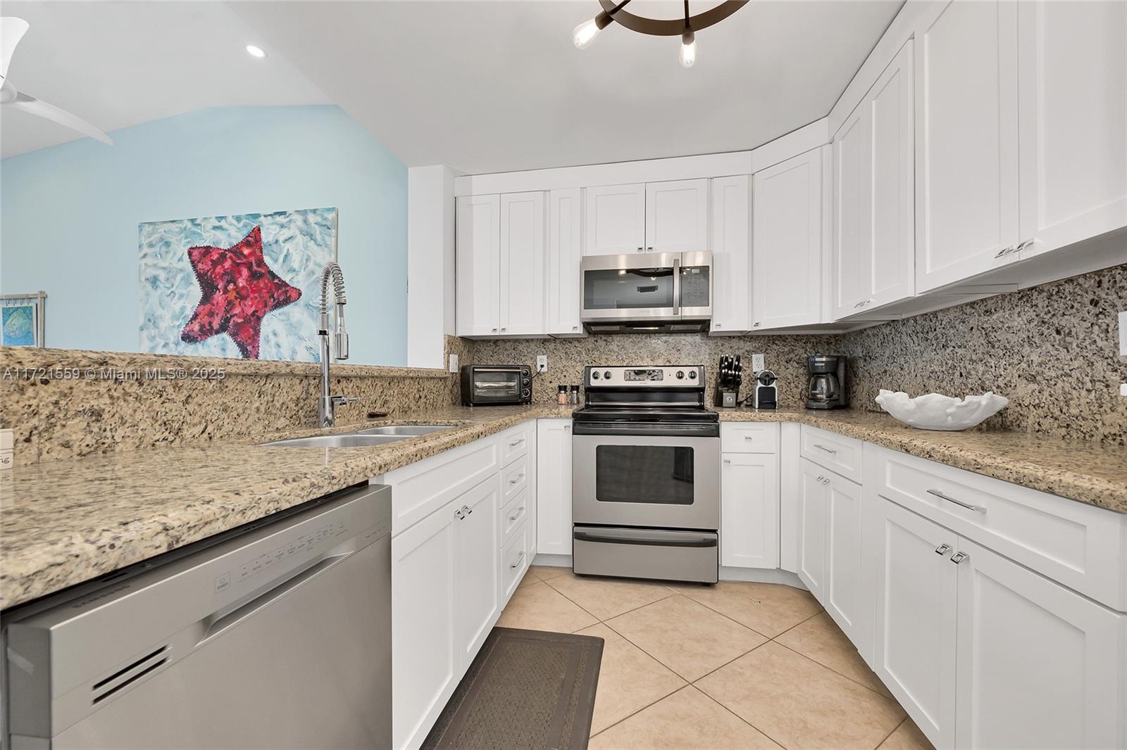 9826 Leeward Ave # 9826