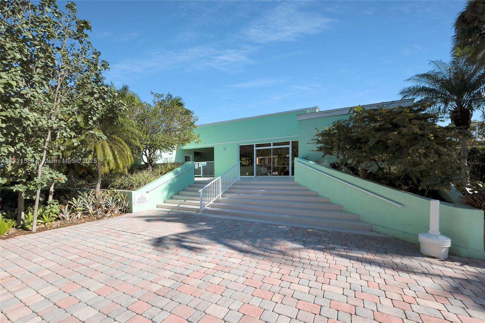 9826 Leeward Ave # 9826