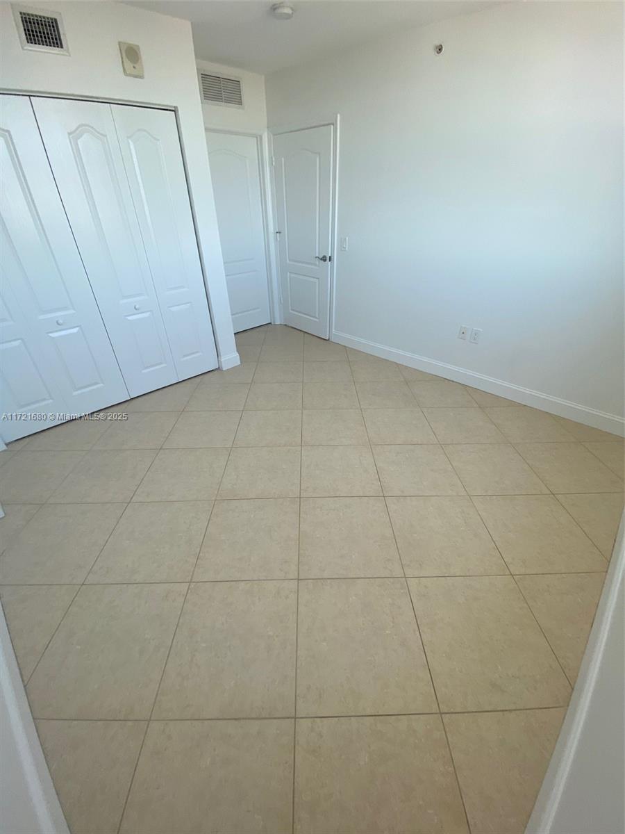 60 NW 37th Ave # 1202