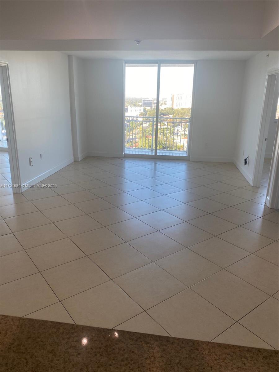 60 NW 37th Ave # 1202