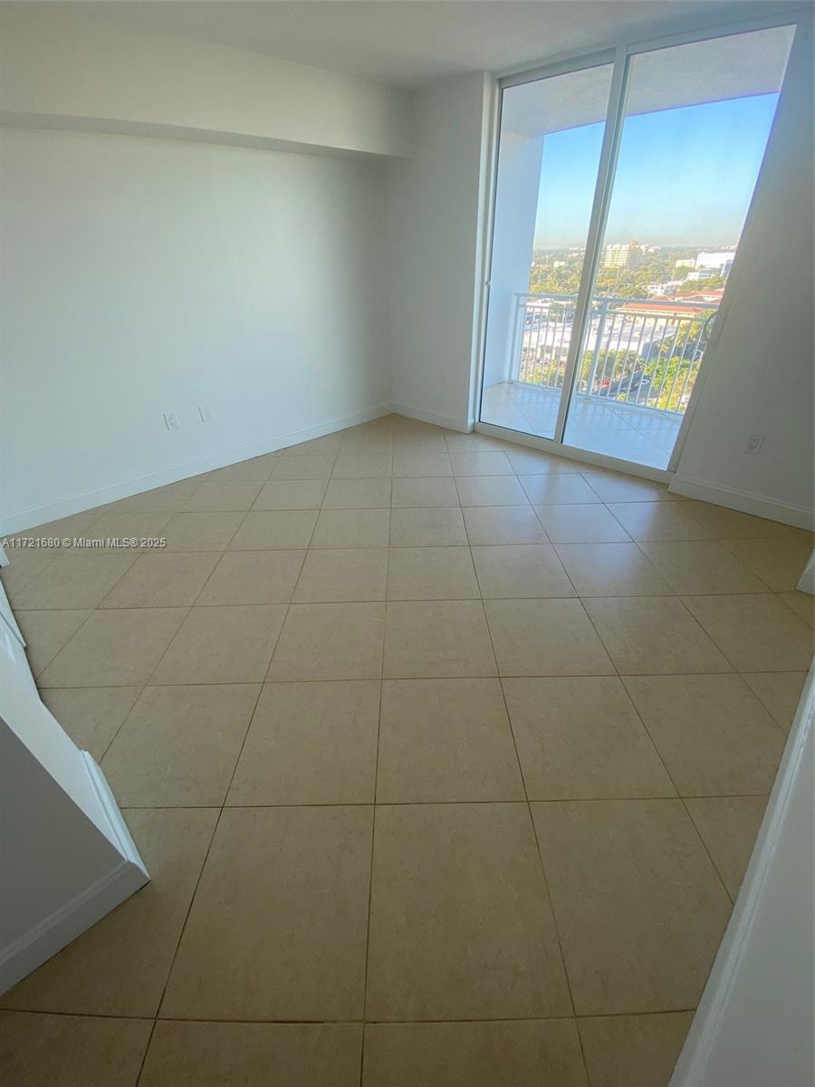 60 NW 37th Ave # 1202