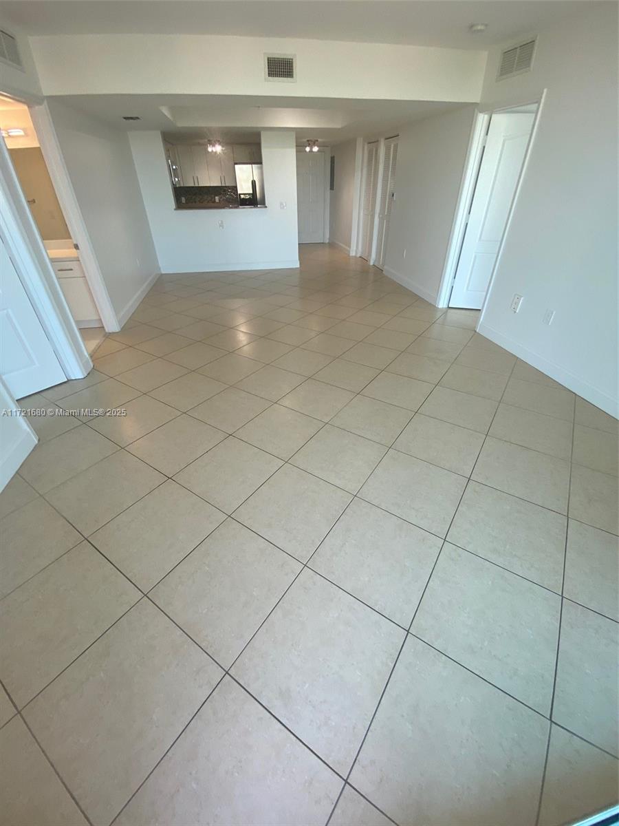 60 NW 37th Ave # 1202