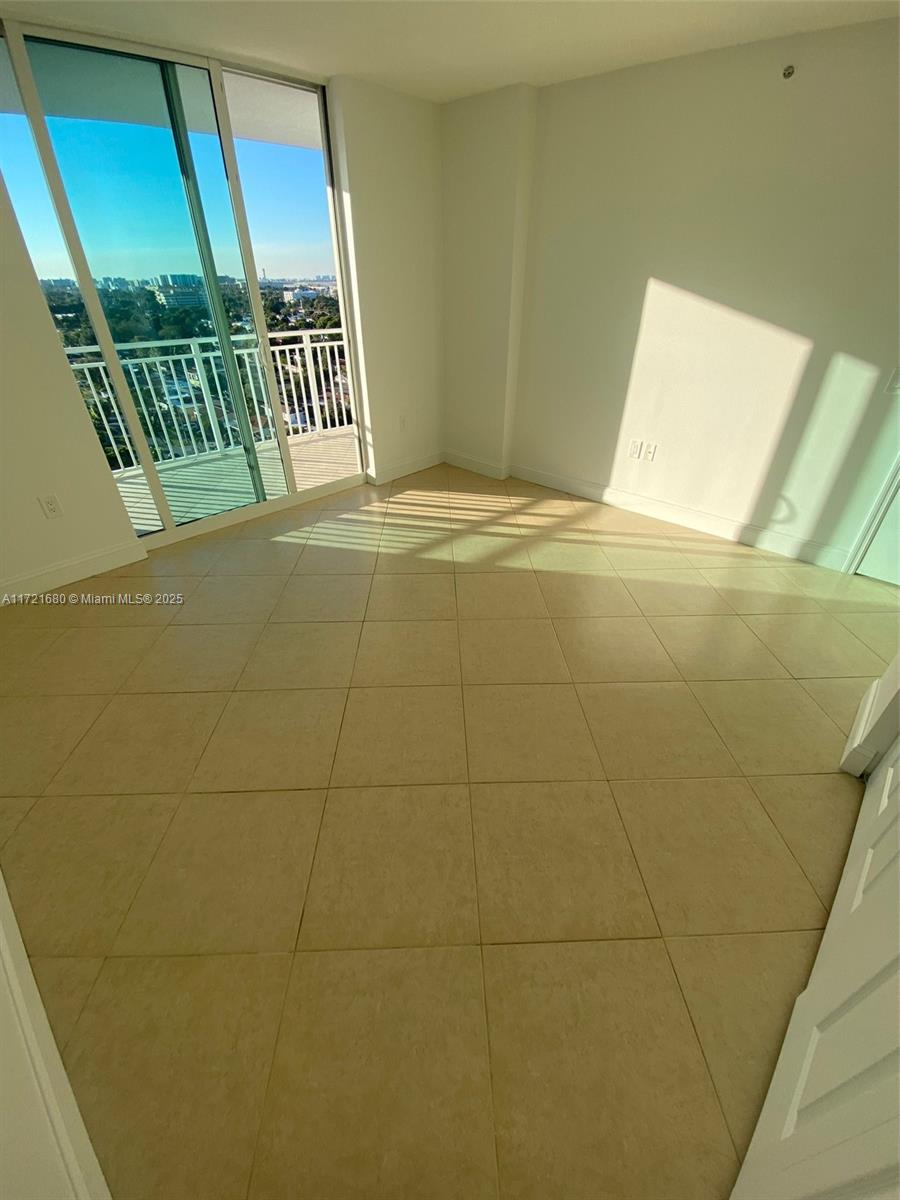 60 NW 37th Ave # 1202