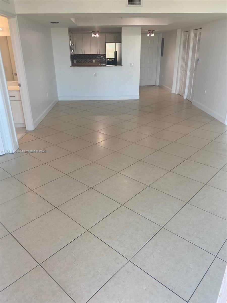 60 NW 37th Ave # 1202