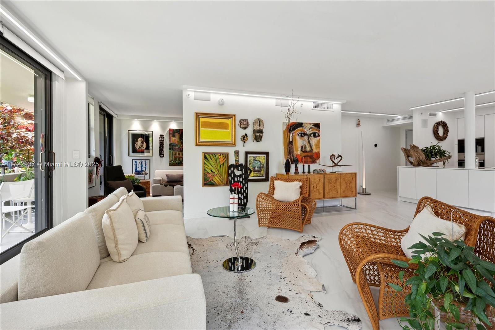 170 S Ocean Lane Dr # 312