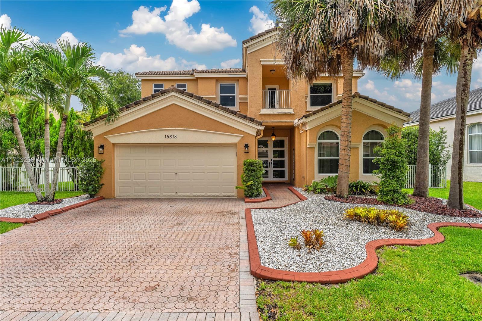 15818 SW 49th Ct