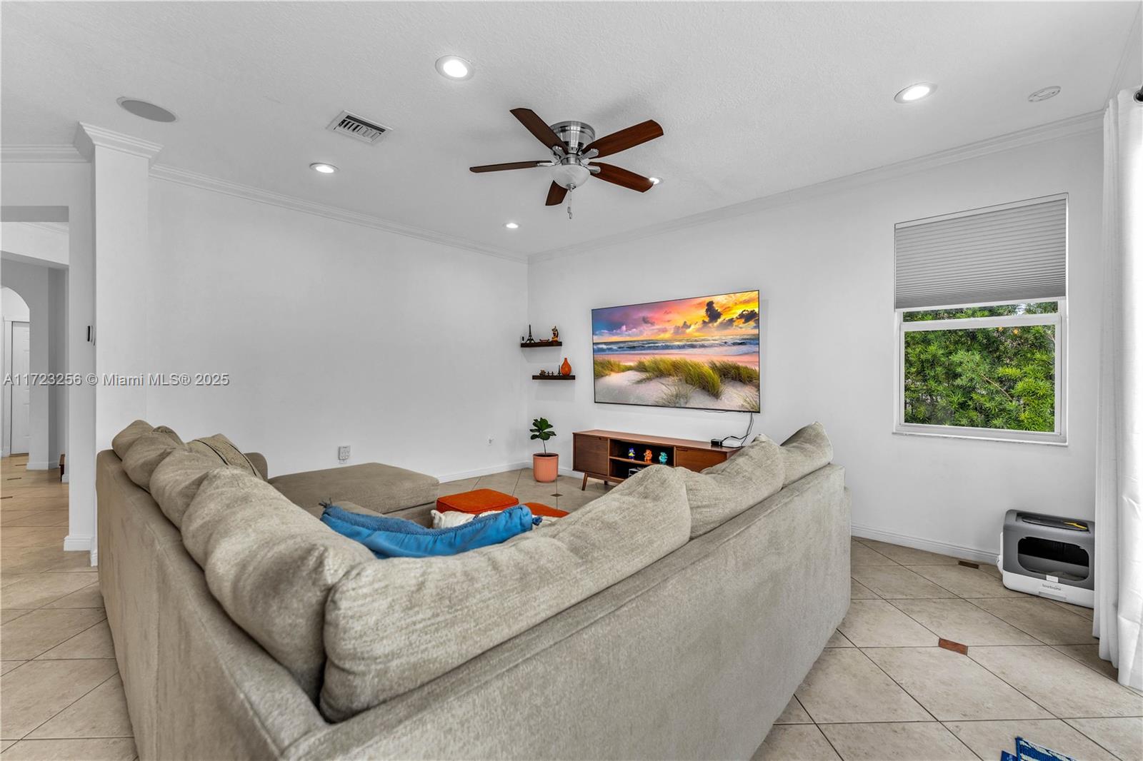 15818 SW 49th Ct