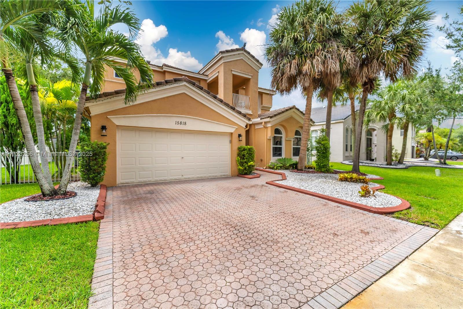 15818 SW 49th Ct