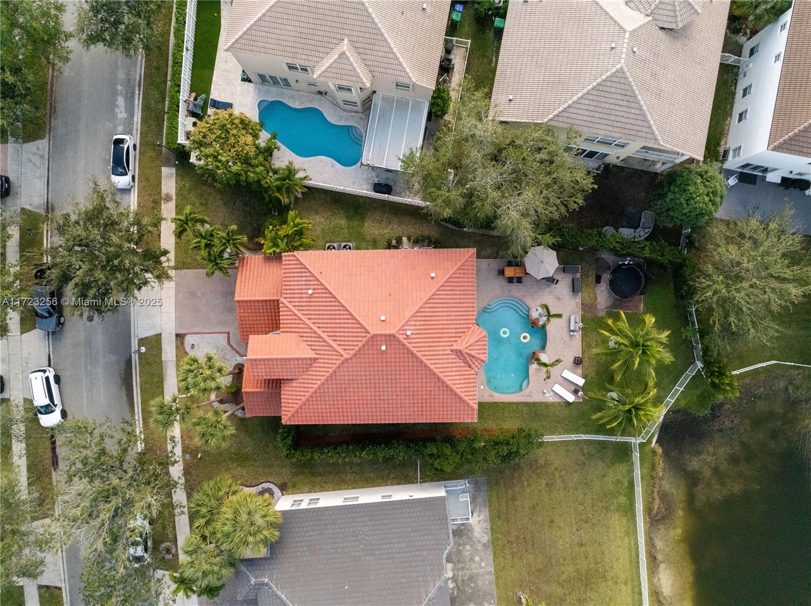 15818 SW 49th Ct