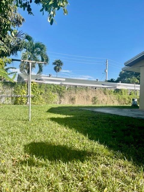 312 SW 10th Ter # 1