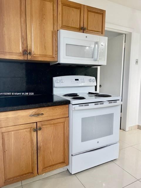 312 SW 10th Ter # 1